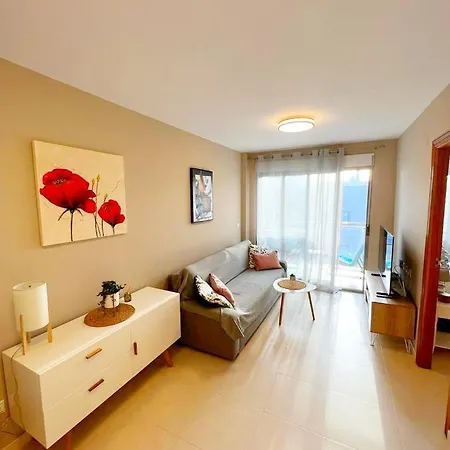 Pmt19 - Beachfront-los Locos-pool-privat Parkering-balcony تورّيفيِخا