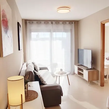 Pmt19 - Beachfront-los Locos-pool-privat Parkering-balcony شقة تورّيفيِخا